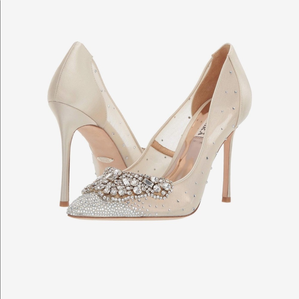 Badgley Mischka Quintana embellished Pumps